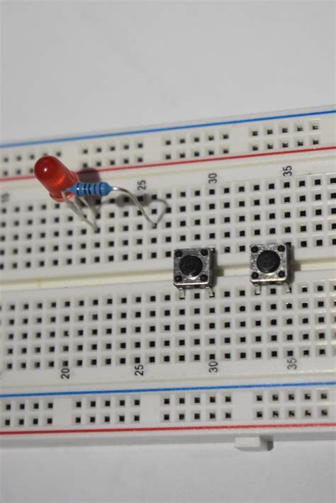 Toradh íomhá ar Sample Circuit Diagram of Digital Input in Arduino