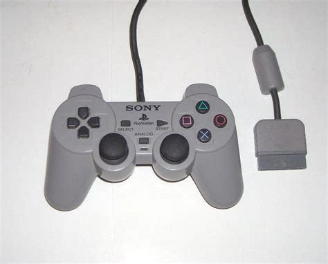 Backside of PS1 Controller に対する画像結果