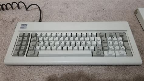 Toradh íomhá ar Buckling Spring Keyboard Diagram