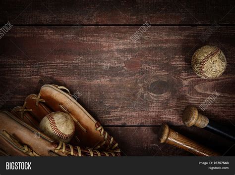 Old Baseball に対する画像結果