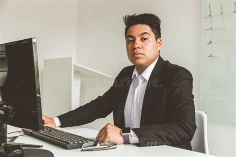 Afbeeldingsresultaten voor A Business Using a Computer