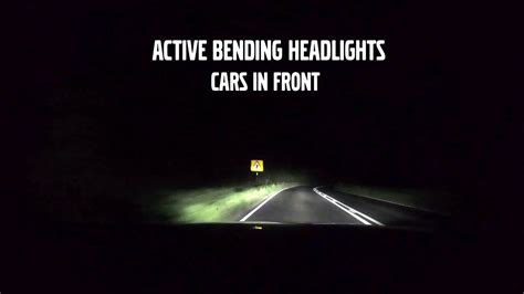 Volvo Adaptive LED Headlight Technology に対する画像結果