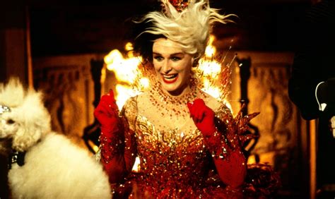 Glenn Close Cruella De Vil Costumes के लिए छवि परिणाम
