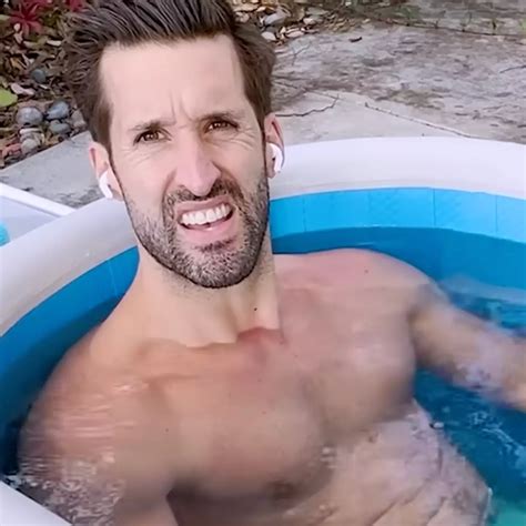 Toradh íomhá ar Old Computer Code Cards