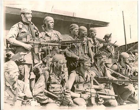 Afbeeldingsresultaten voor Navy SEALs in Vietnam