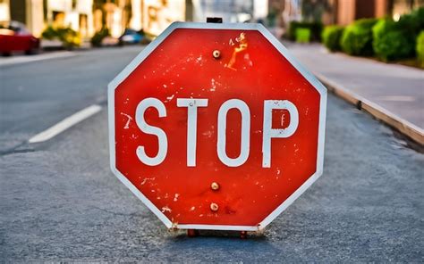 Stop Sign Board Games に対する画像結果