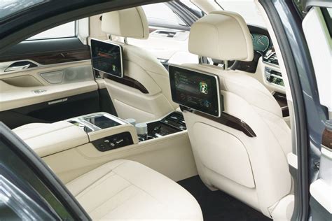 Toradh íomhá ar 2016 BMW 7 Series Tutorial