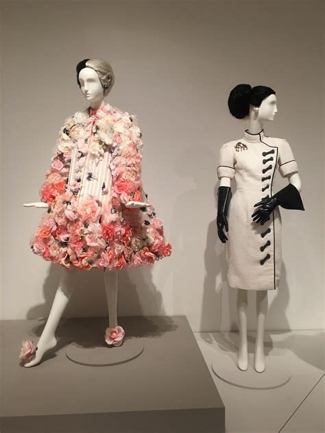 Glenn Close Cruella De Vil Costumes के लिए छवि परिणाम