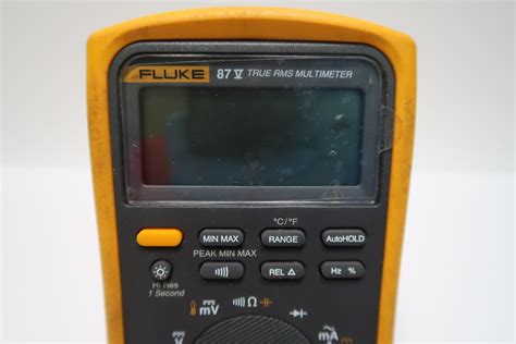 True RMS Digital Multimeter に対する画像結果
