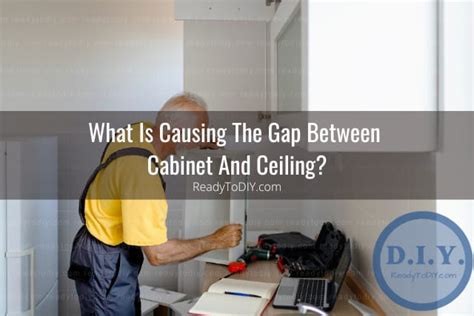 Toradh íomhá ar Gap Between Window and Ceiling