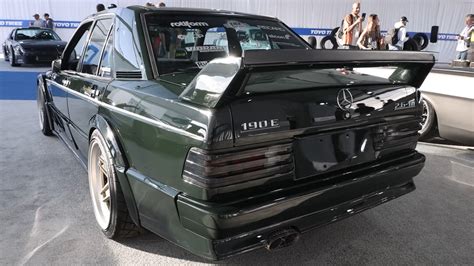 Toradh íomhá ar Modded 80s Mercedes