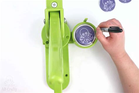 button Maker に対する画像結果