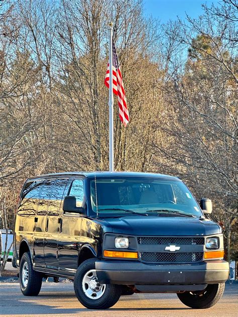2008 Chevy Express Incomplete എന്നതിനുള്ള ഇമേജ് ഫലം