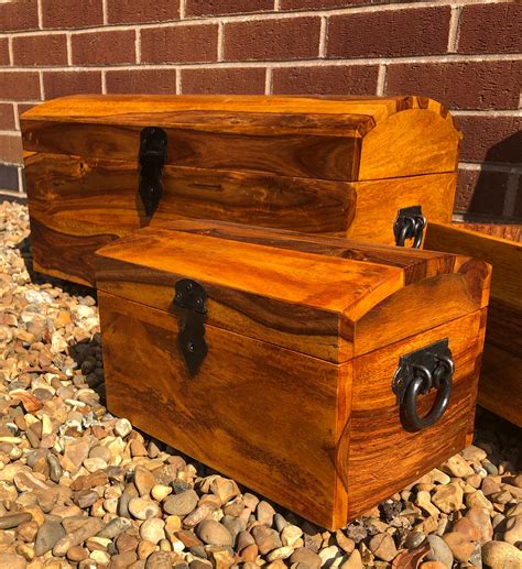Treasure Chest Storage Trunk に対する画像結果