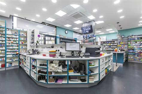 Pharmacy Back Counter に対する画像結果