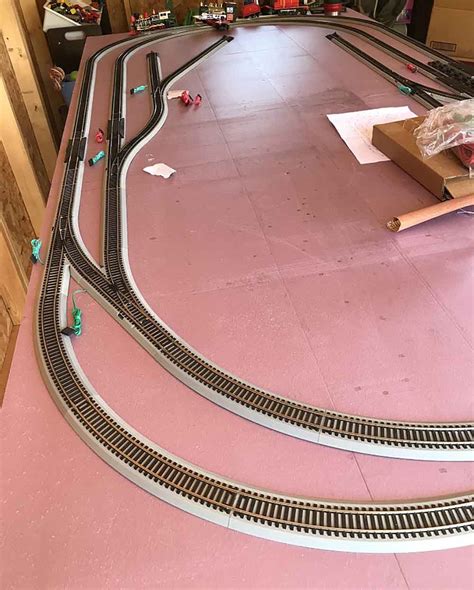Image result for 4 by 8 Model Train Layouts