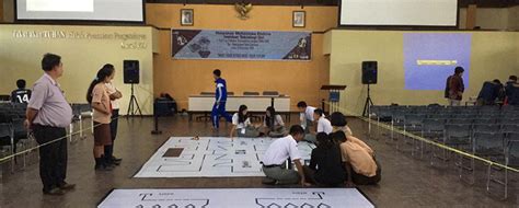 Image result for Lomba Robot Line Follower Dunia