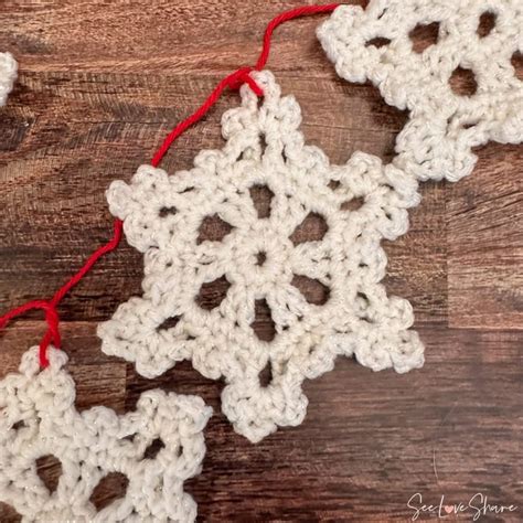 Afbeeldingsresultaten voor Snowflake Ornament Pattern