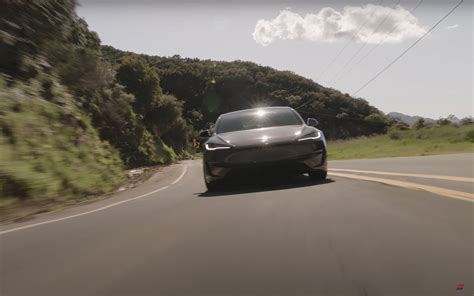Toradh íomhá ar Tesla Model 3 Performance Delivery