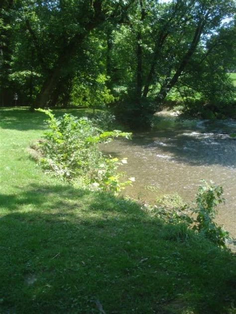 Afbeeldingsresultaten voor Mini Disc Golf Course