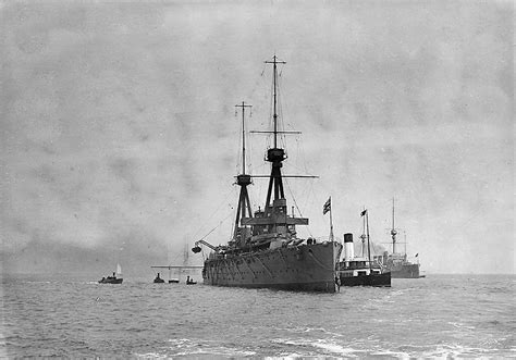 HMS Invincible in Peruvian Service に対する画像結果