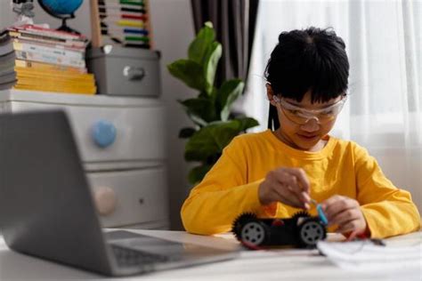 Toradh íomhá ar Engineering Kid Coding