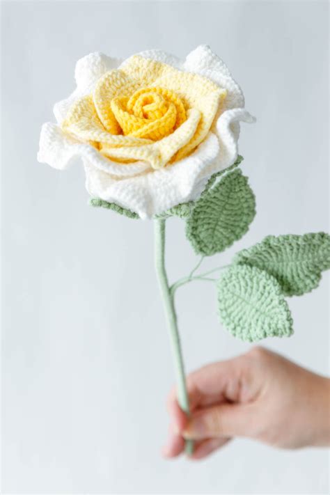 Toradh íomhá ar Night Rose Pattern