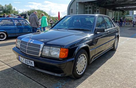 Mercedes 2019 Eke 25000 EUR に対する画像結果