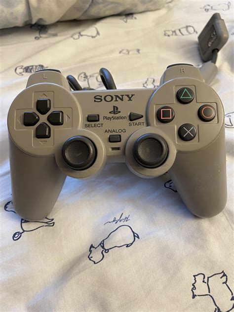 Backside of PS1 Controller に対する画像結果
