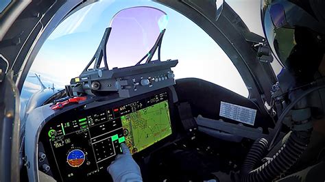 Toradh íomhá ar F-15E Cockpit
