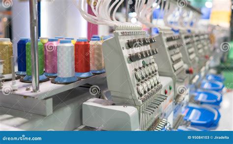 Drawn Thread Embroidery Machine に対する画像結果