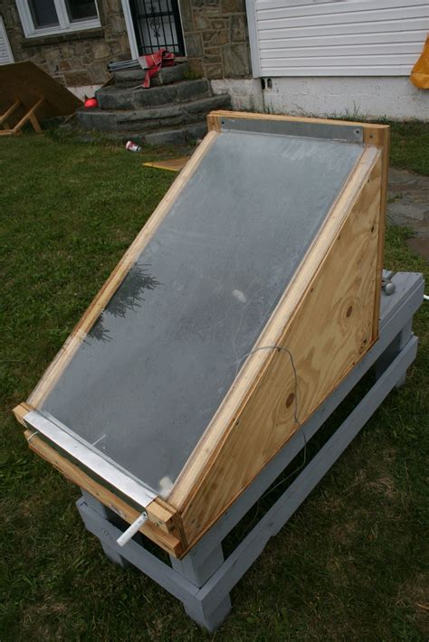 DIY Solar Water Distiller Container に対する画像結果