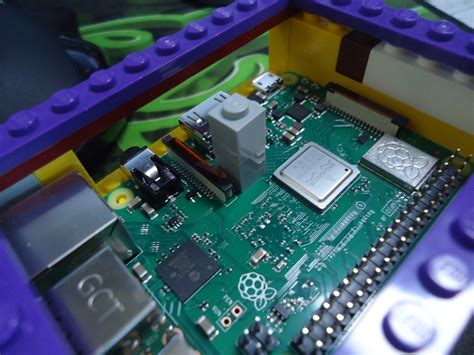 LEGO Raspberry Pi Tablet に対する画像結果