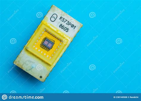 Gold CPU Chip Design に対する画像結果