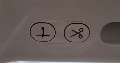 Sewing Machine with Thread Cutter に対する画像結果