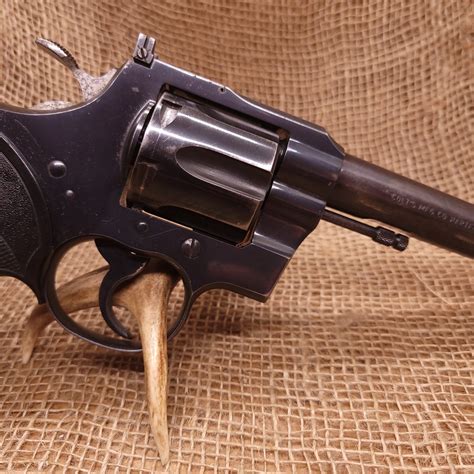 Colt .357 Revolver に対する画像結果