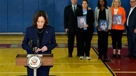 Afbeeldingsresultaten voor Harris as a Man