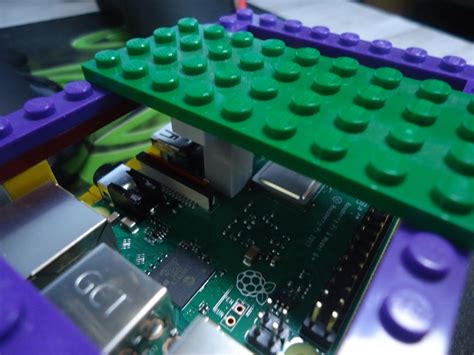 LEGO Raspberry Pi Tablet に対する画像結果