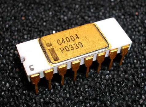 Afbeeldingsresultaten voor Intel 4004 Microprocessor