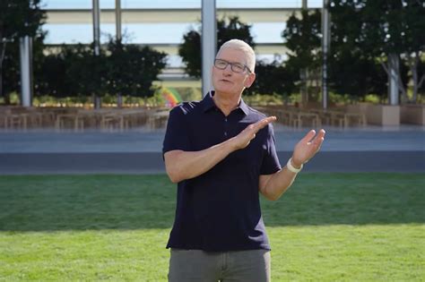 Image result for Tim Cook Enfant