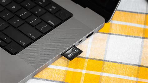 Toradh íomhá ar USB Memory Card Reader