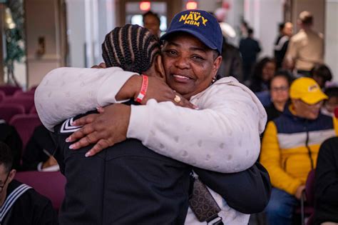 Afbeeldingsresultaten voor Navy Recruit Training Command