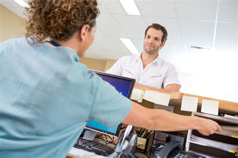 Toradh íomhá ar Medical Coder Career Path