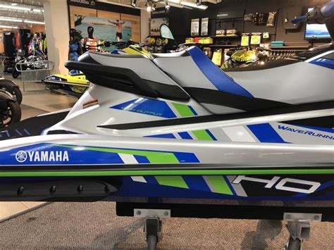 Yamaha Gp1800r HO Waverunner に対する画像結果