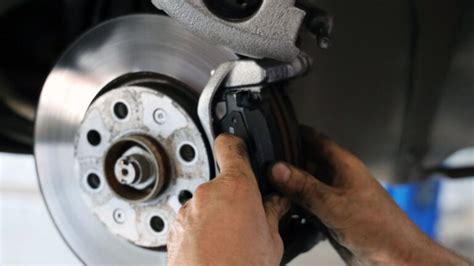 Brake Noises Car に対する画像結果