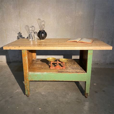 Kitchen Island Work Table に対する画像結果