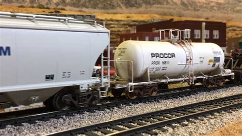 Toradh íomhá ar Weathering Model Railroad Cars