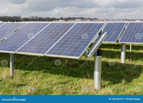Toradh íomhá ar Solar Array Royalty Free