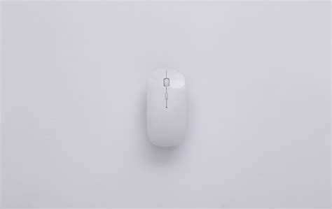 White Computer Mouse From Top に対する画像結果