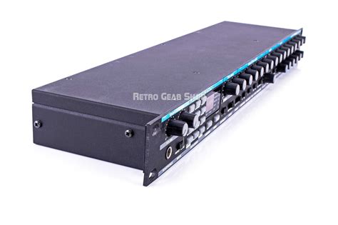 Rackmount Bass Equalizer に対する画像結果